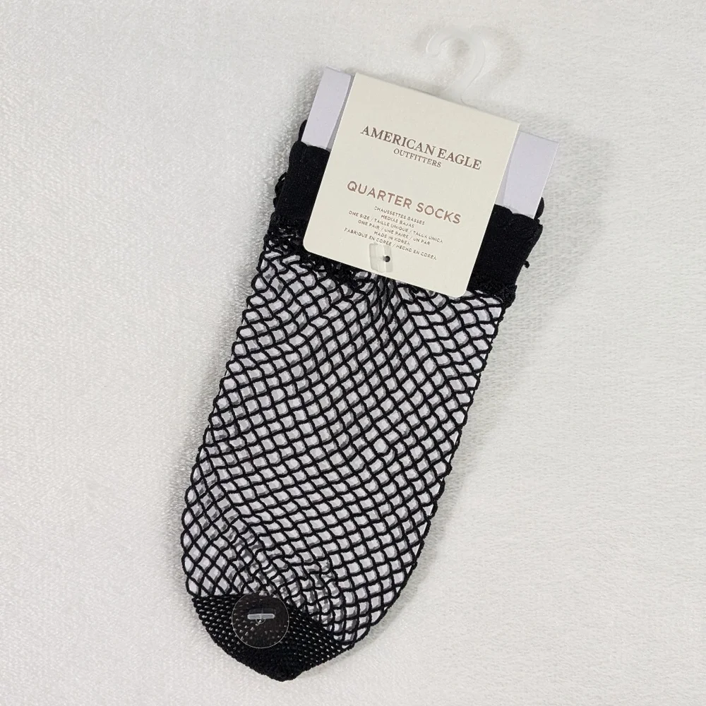 ❤️ Fishnet Quarter Length Socks